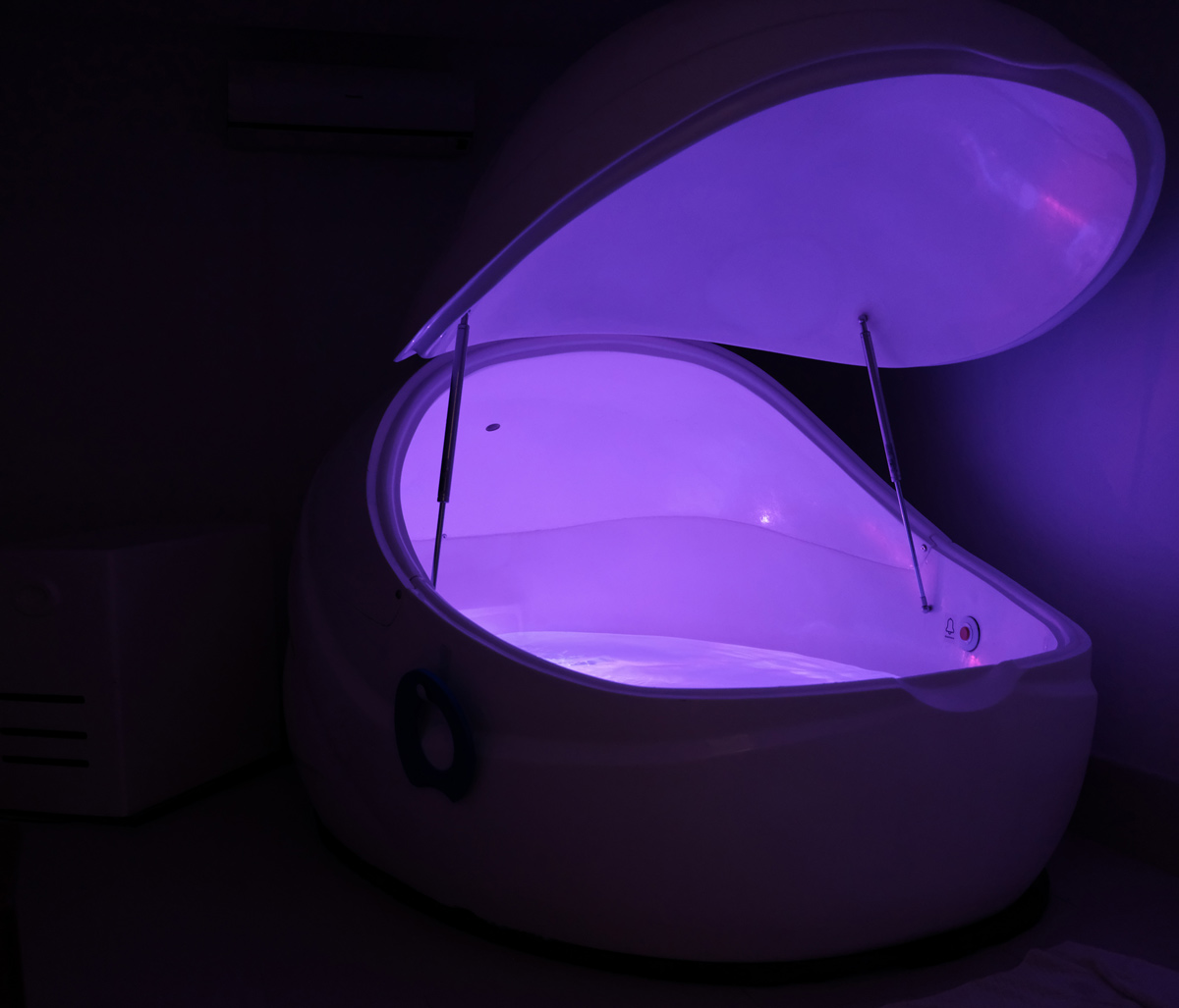 What is a sensory deprivation tank? And why are people taking psychedelics in them?