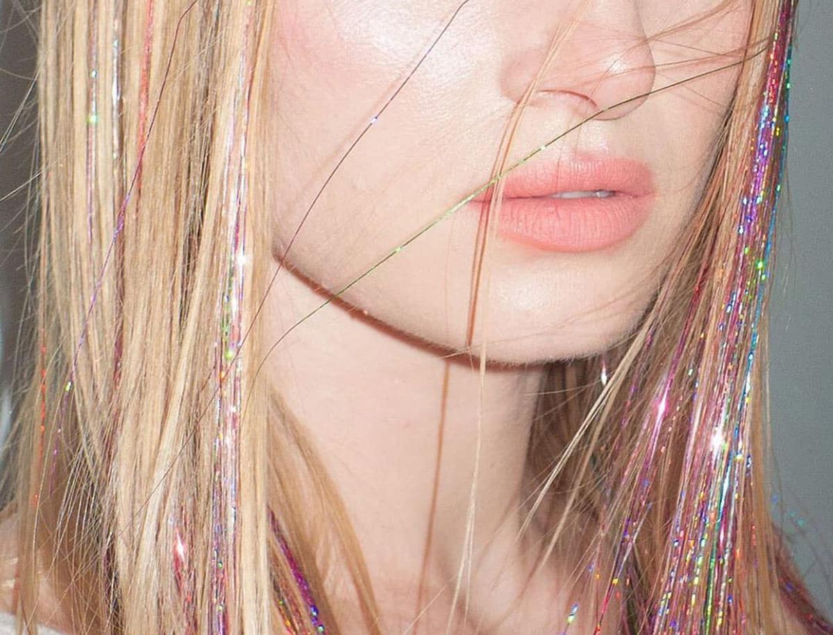 'Tis the season of hair tinsels, here’s how you can DIY the trend