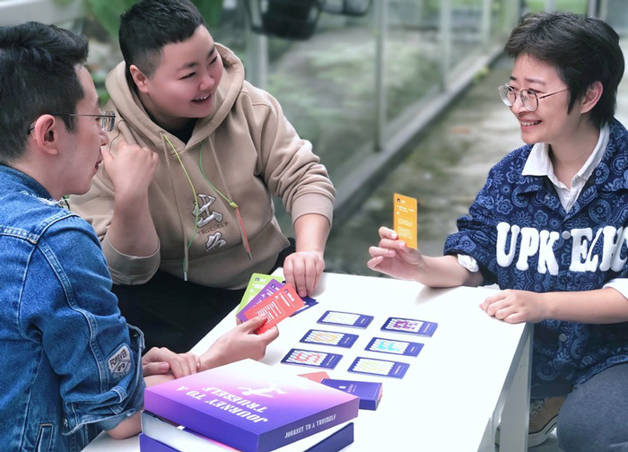 Chinese company makes ‘coming out’ kits for queer people