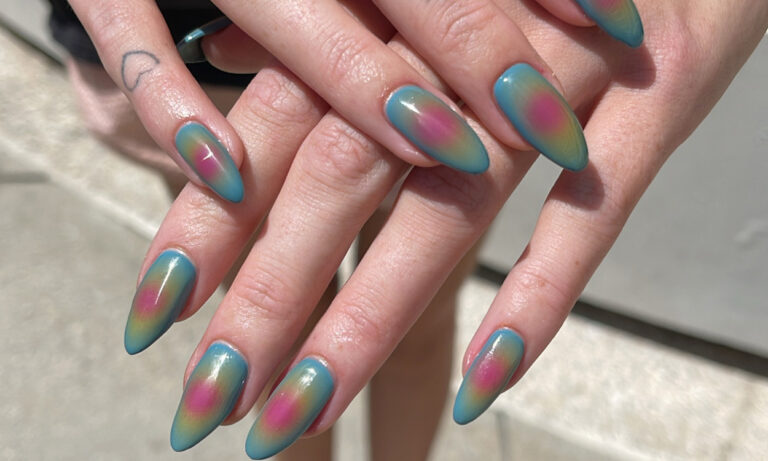 Airbrush Nails: How To Take On The '00s Mani Trend At Home