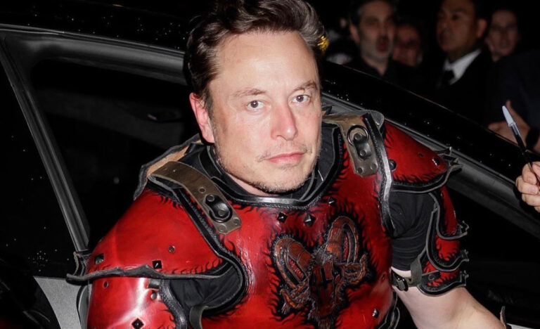 Elon Musk fans want him to run for US President… or become a cult leader on Mars