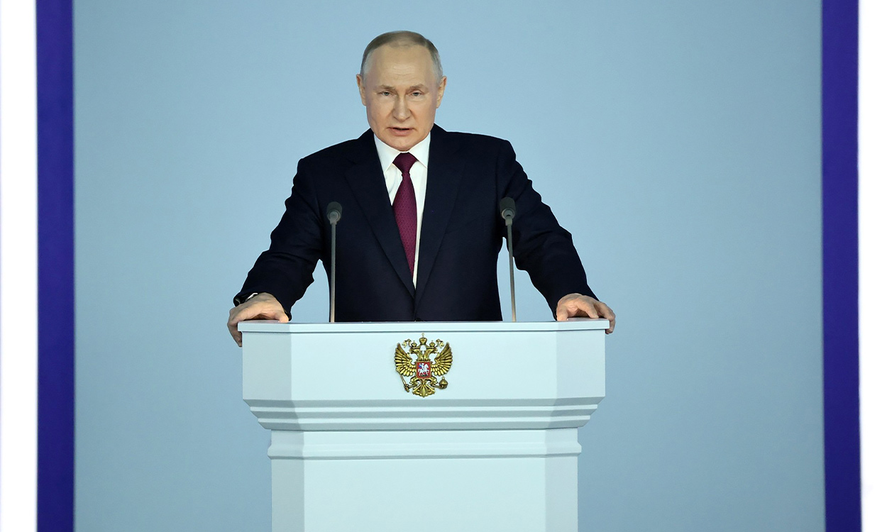 One year after the beginning of the war in Ukraine, Putin threatens the West with nuclear aggression